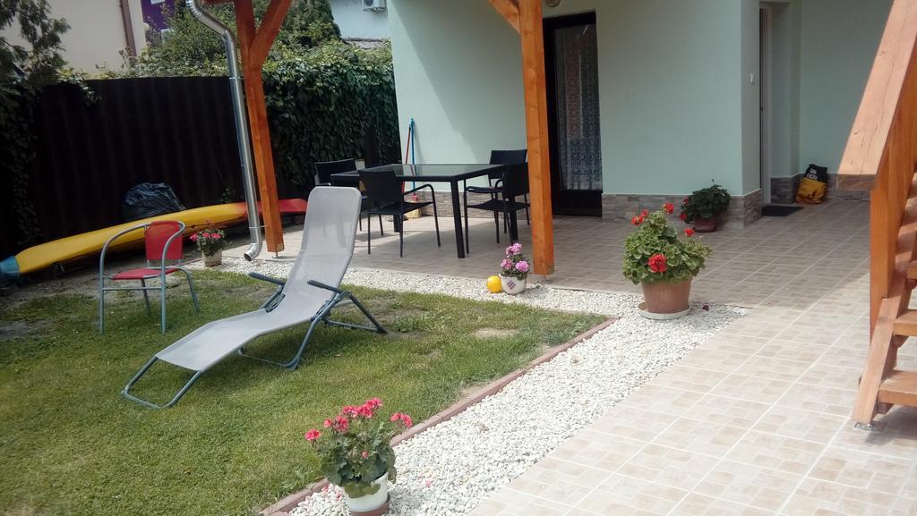 Napsugar Apartmanhaz Balatonlelle Dış mekan fotoğraf